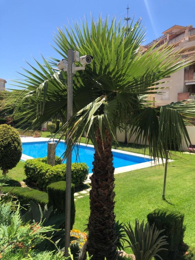 Bonita Y Moderna Habitacion A 300M De La Playa Appartement Benalmádena Buitenkant foto