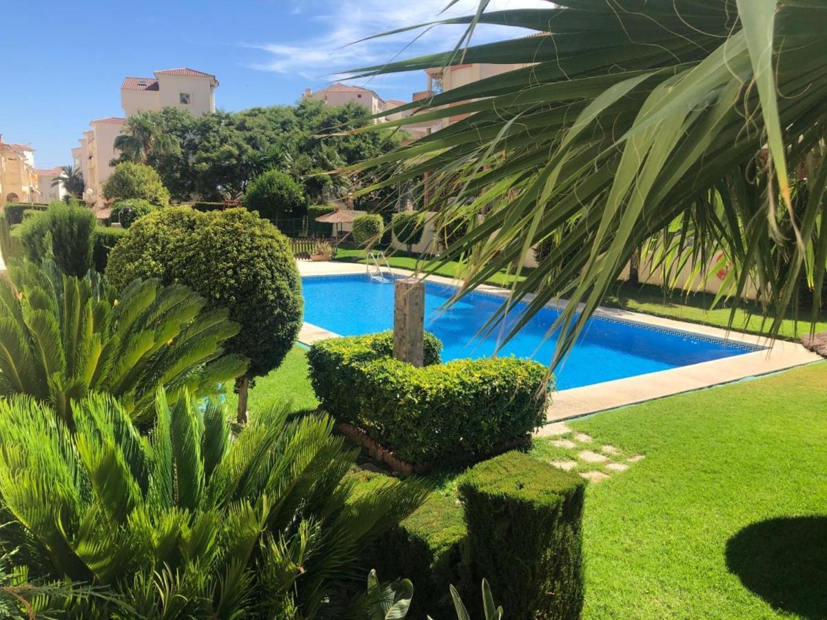 Bonita Y Moderna Habitacion A 300M De La Playa Appartement Benalmádena Buitenkant foto